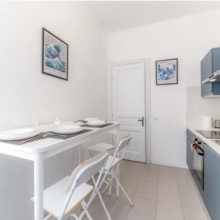 Apartment Elegant Palumbo *