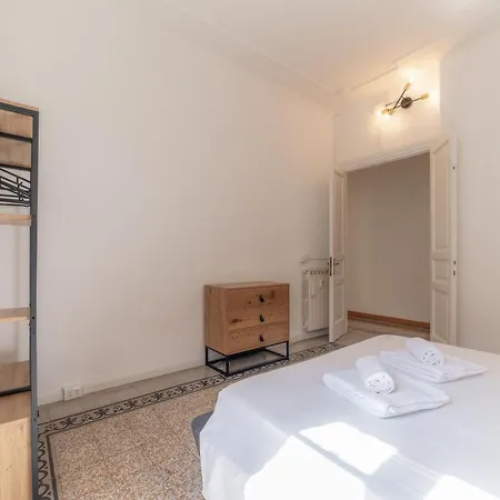 Elegant Palumbo Apartment Rome